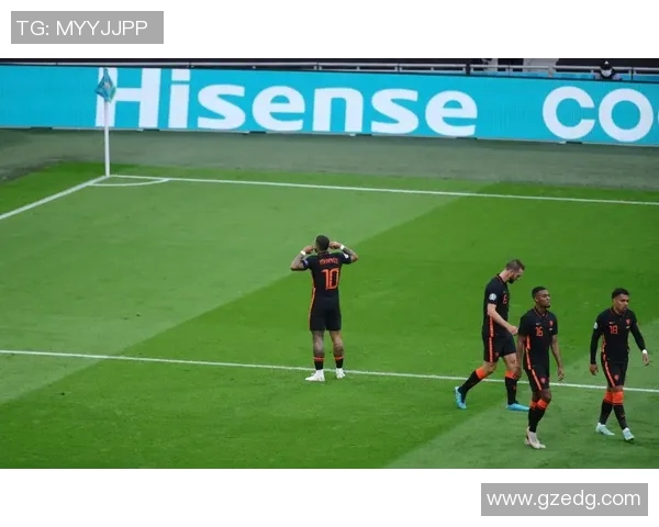 捷克队逆袭击败荷兰挺进欧洲杯半决赛,书写传奇篇章 捷克队逆袭击败荷兰挺进欧洲杯半决赛,书写传奇篇章